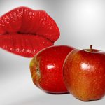 lippen met 2 appels