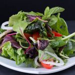 lunchen salade gezondheid schotel bord