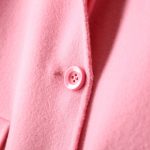 knoopsgat kleding jas roze