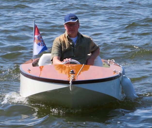Berouw Ontvangst zelf Runabout boot bouwen aan de hand van een boek | Vijftigenmeer